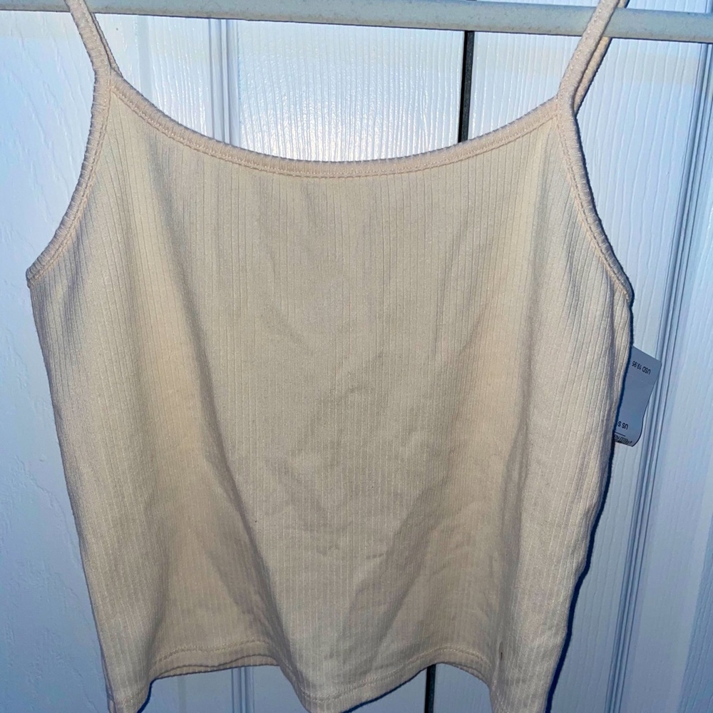 AMERICAN EAGLE CREAM CROP TOP
